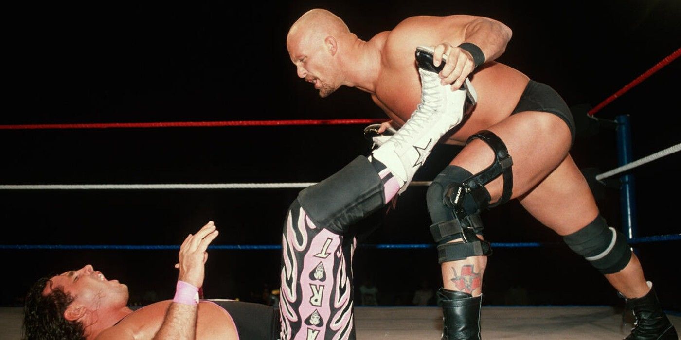 Stone Cold Steve Austin talks trash to Bret Hart at WWE Survivor Series 1996