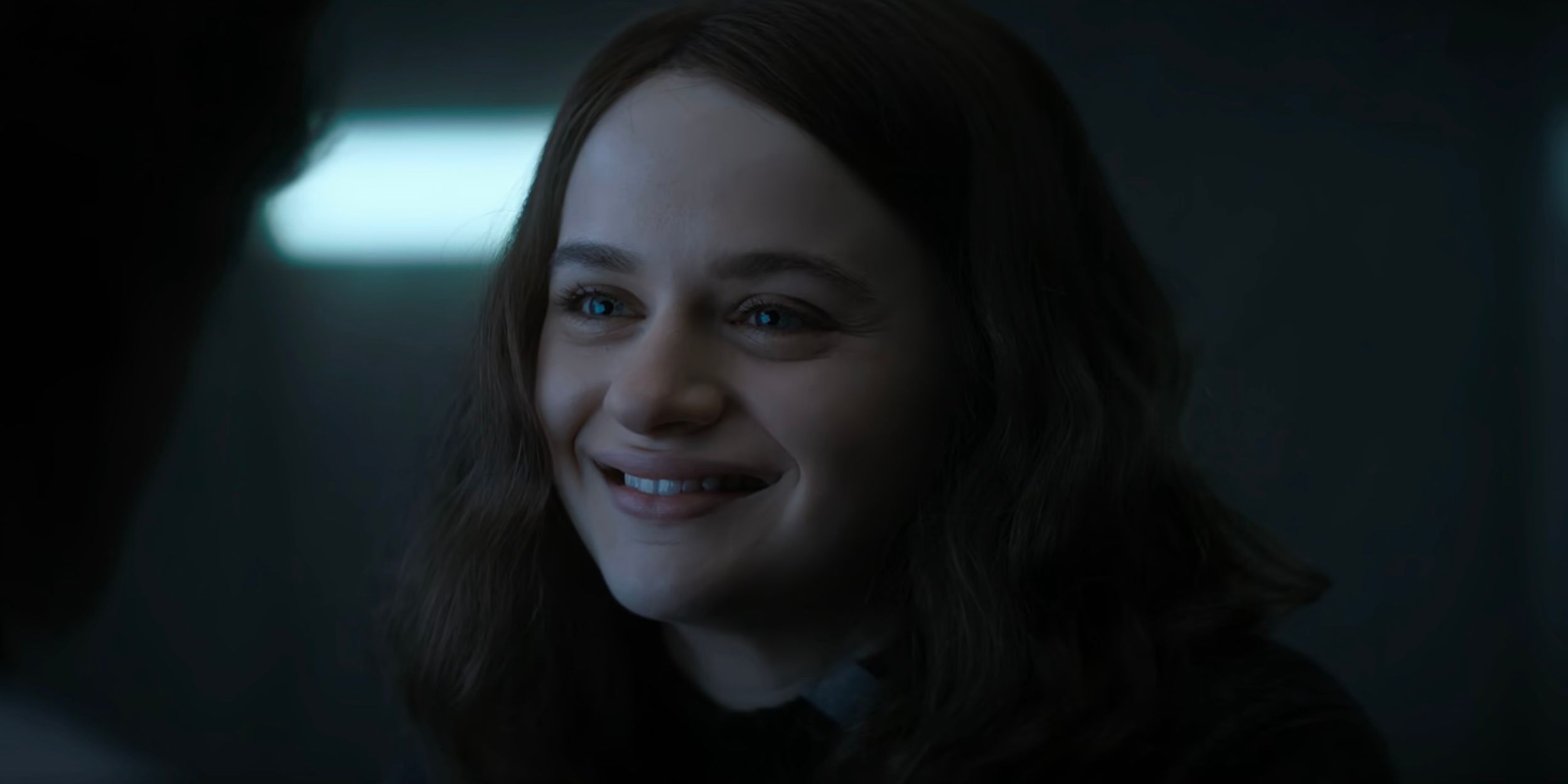 Tally Youngblood (Joey King) Smiling In Netflix's Uglies Adaptation