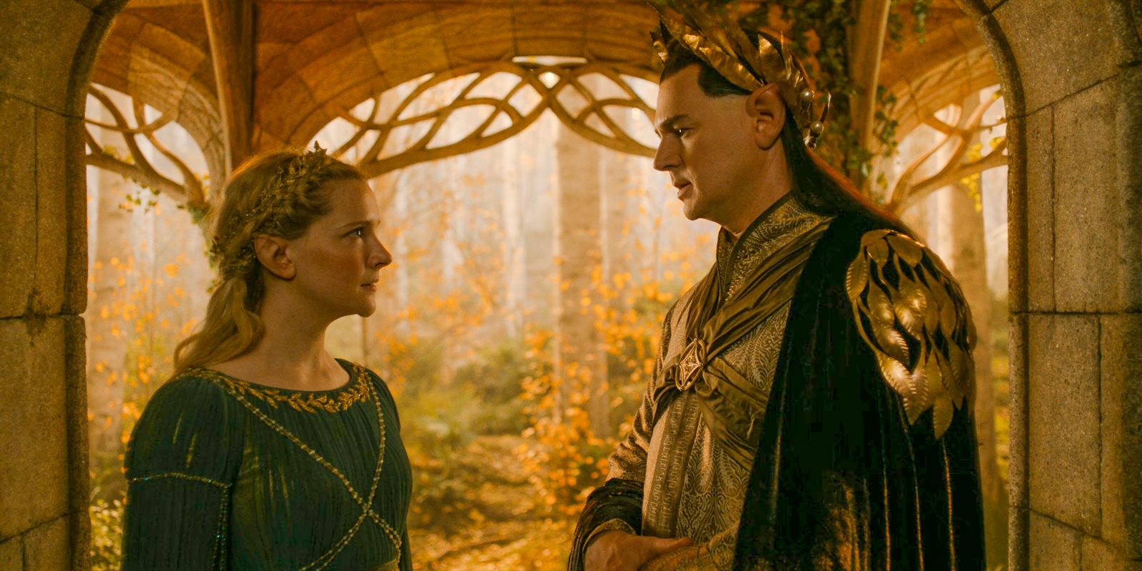 Galadriel (Morfydd Clark) and High King Gil-galad (Benjamin Walker) talking about the visions revealed to them by the Ring of Power in The Lord of the Rings: The Rings of Power