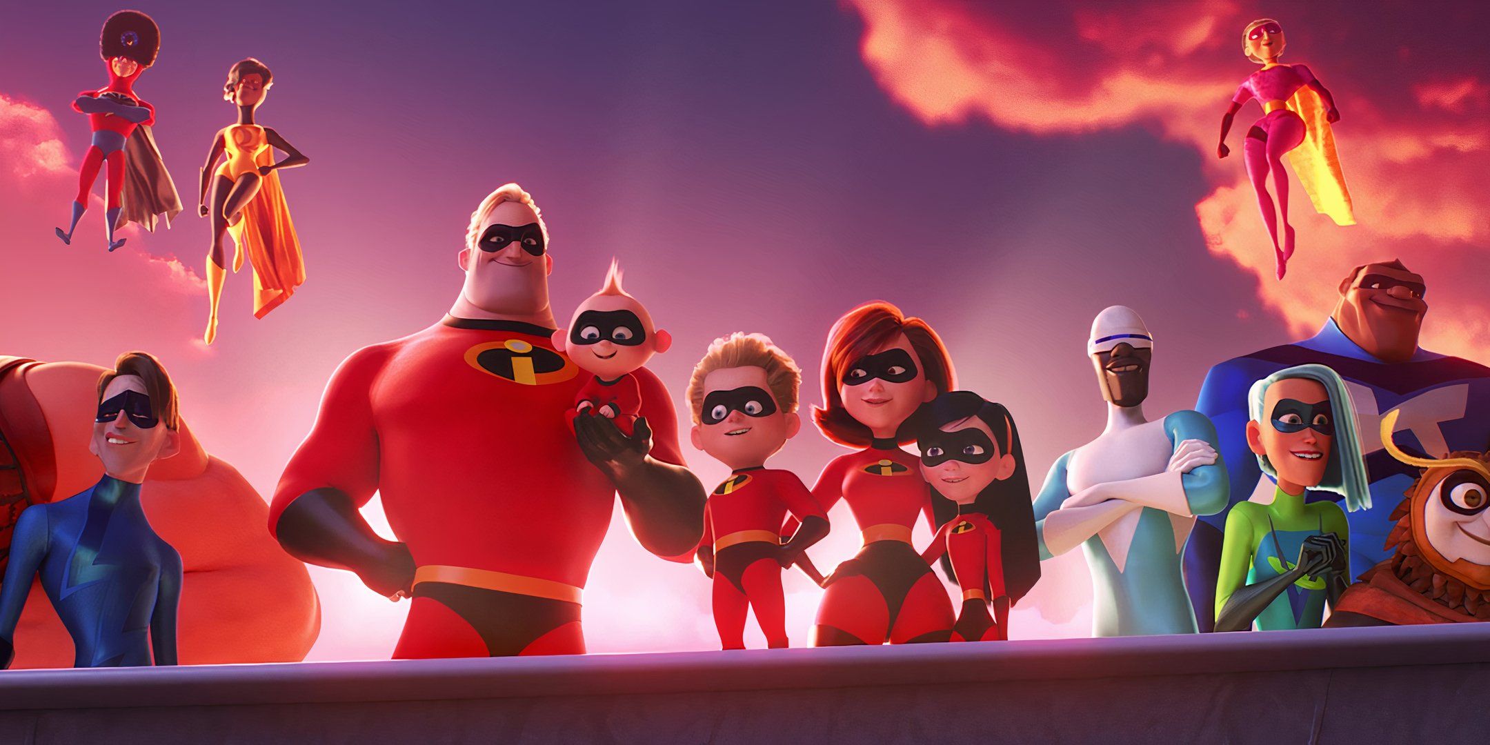 Die Parr-gesin en ander superhelde staan ​​triomfantelik in The Incredibles 2