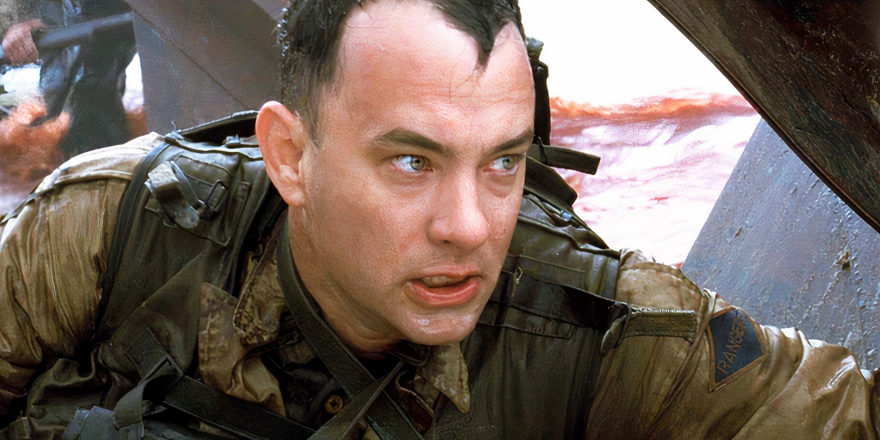 Tom Hanks' Eerie Moment In Saving Private Ryan's D-Day Opening Clarified By Historian (& Yes, It's Accurate)