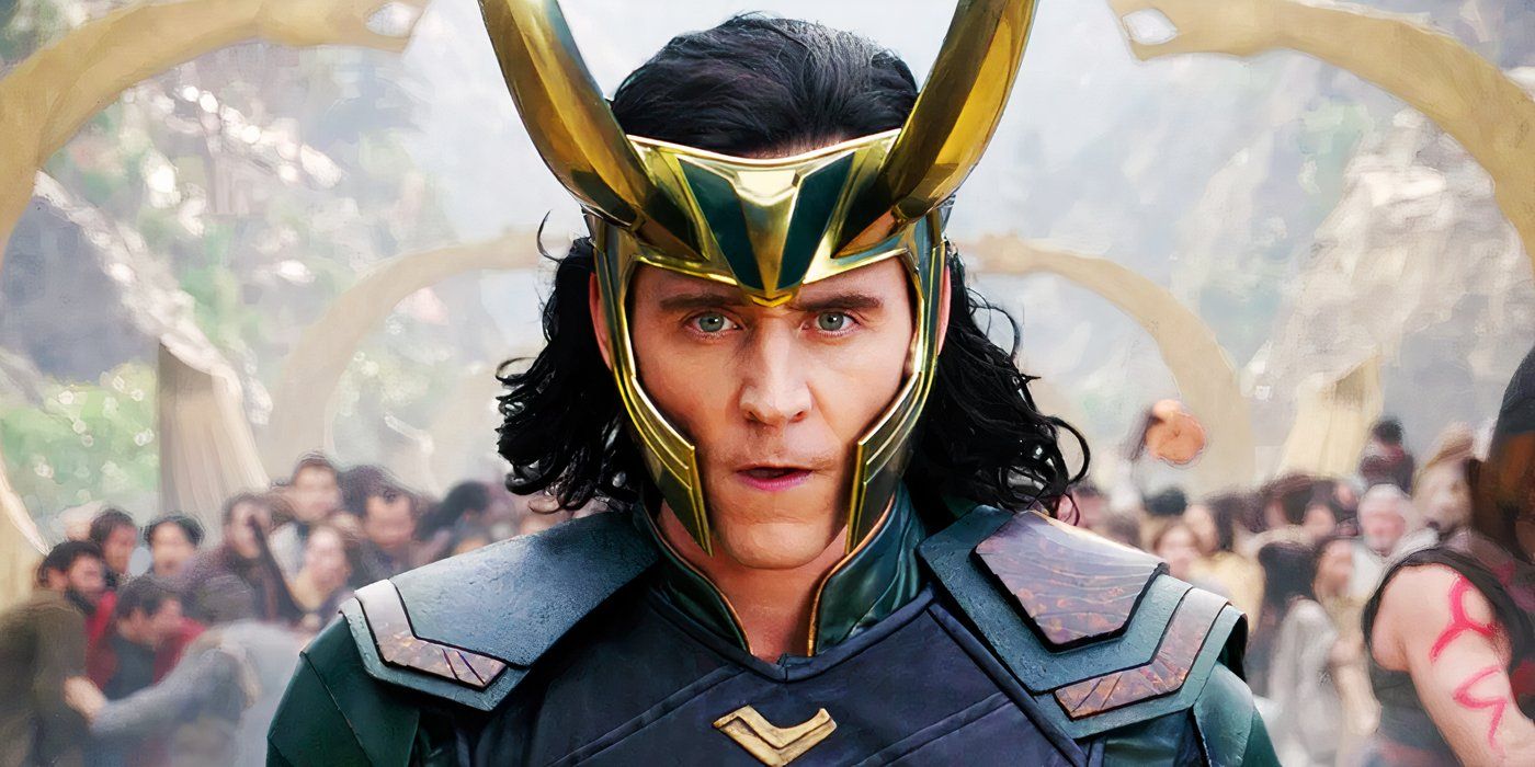 Tom Hiddleston en el papel de Loki en un casco con cuernos en la película 