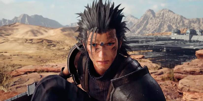 A wounded Zack in the middle of the desert