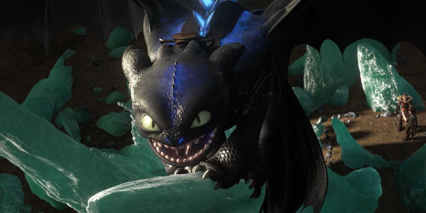 Toothless looking menacing in How to Train Your Dragon 2