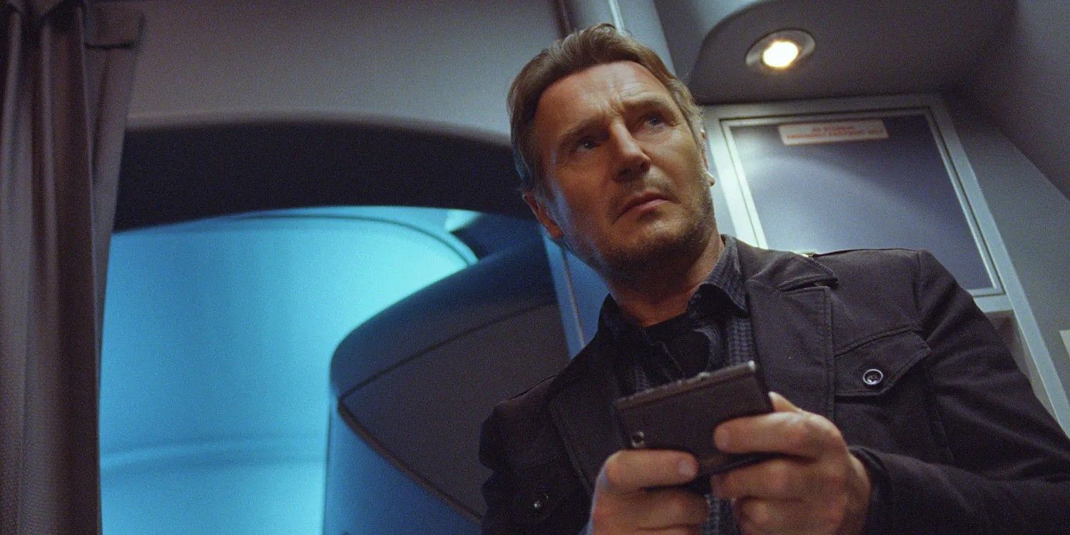 El final continuo explicó la identidad del asesino y su plan para Liam Neeson en el thriller de avión