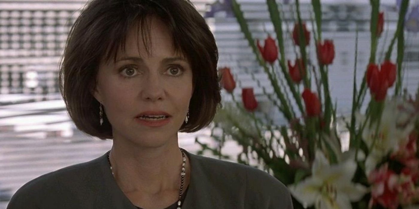 Mujer del momento: Sí, Sally Field estaba en el juego de las citas y no era el único nombre notable