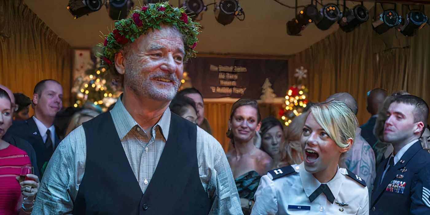 Bill Murray Carson sonríe con aloha.