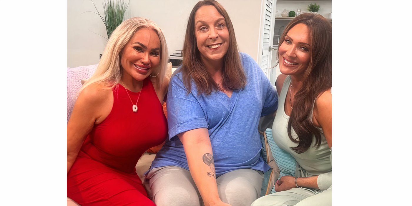 Darcey Kim and Meisha in 90 Day Fiance sitting on a couch smiling