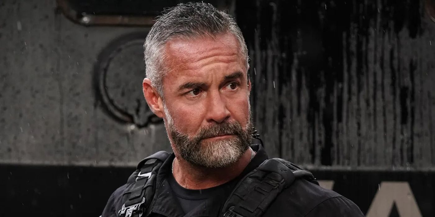 Deacon (Jay Harrington) looking worried in SWAT.