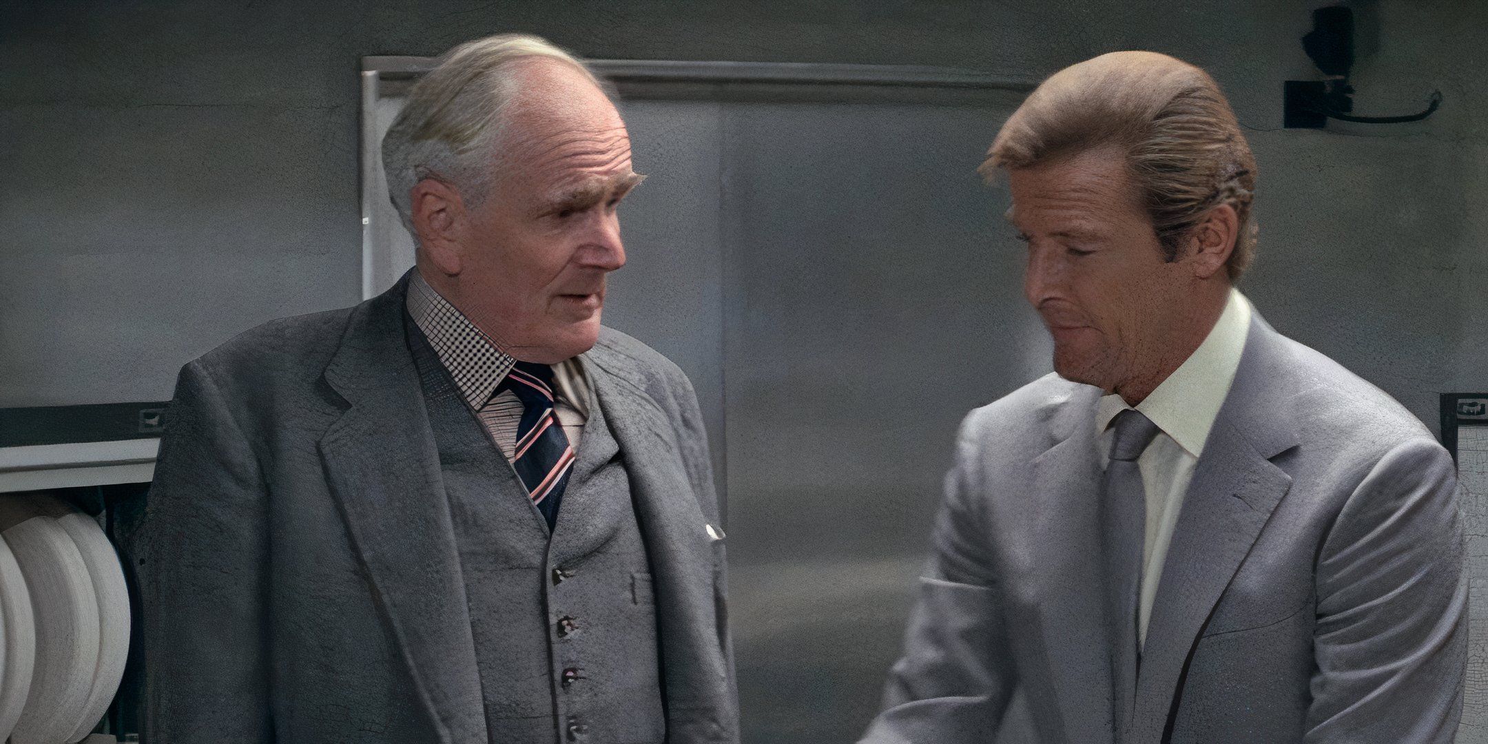 Roger Moore and Desmond Llewelyn as Bond and Q in For Your Eyes Only