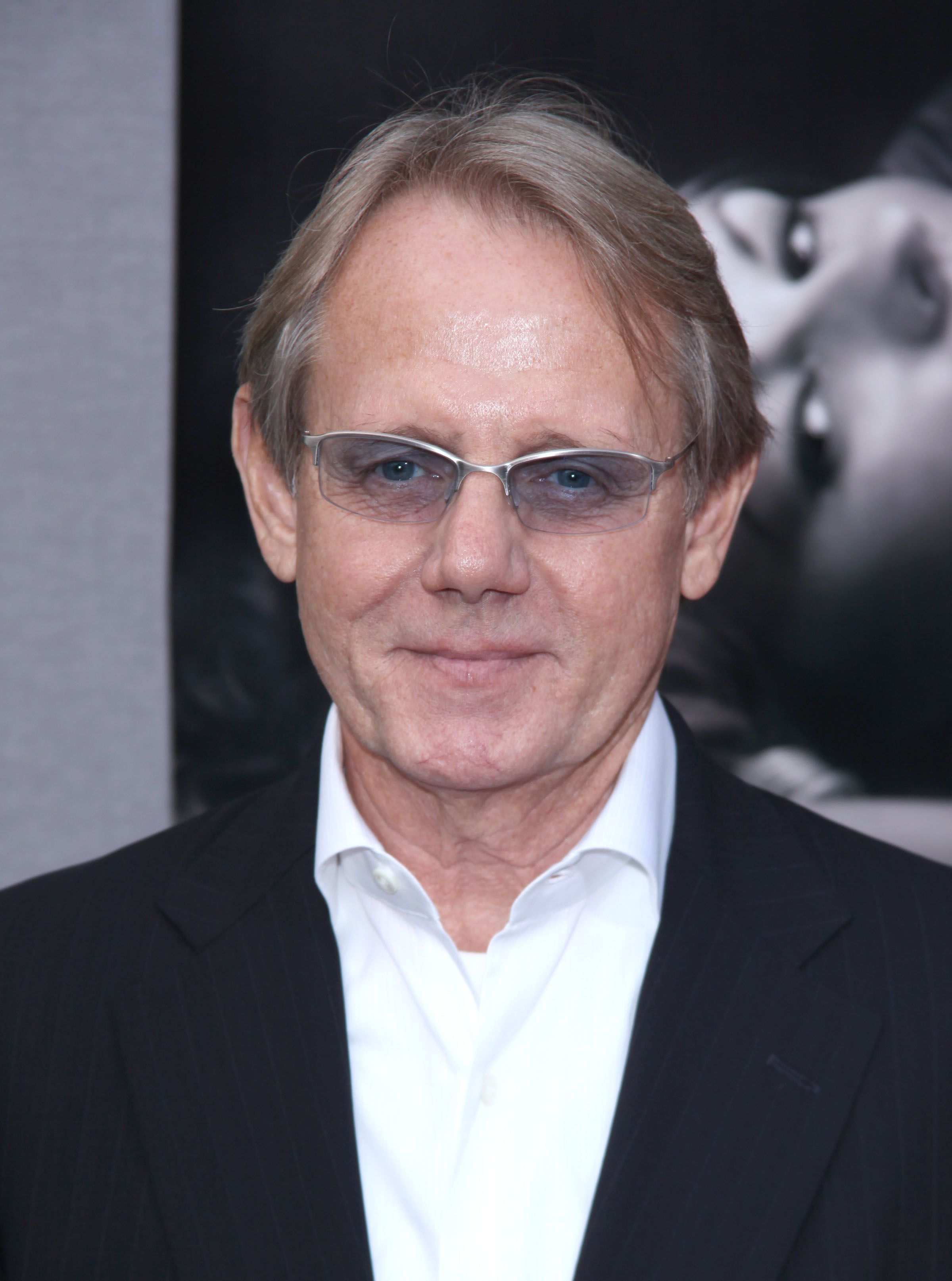 Headshot Of William Sanderson