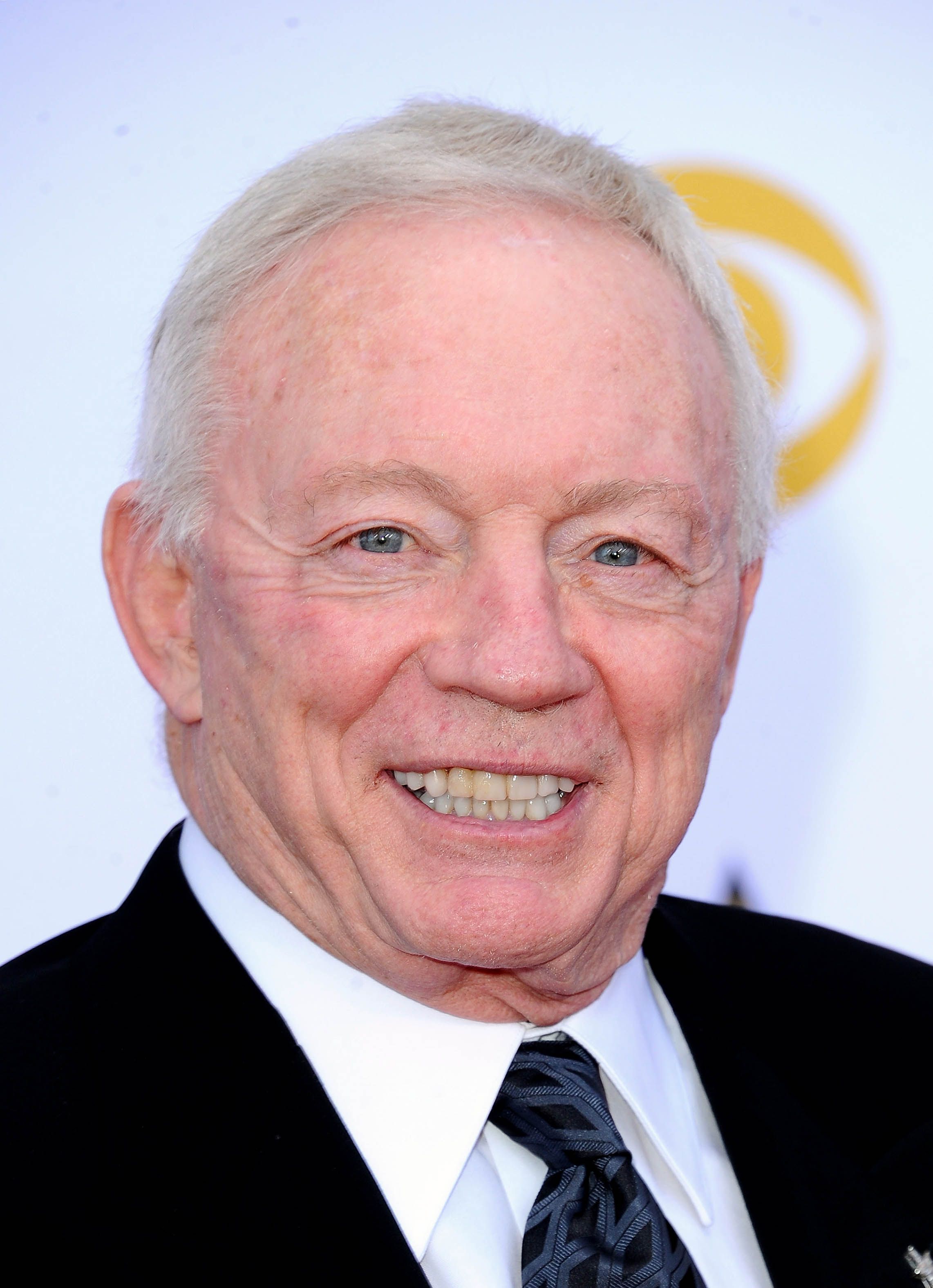 hEADSHOT of jerry jones