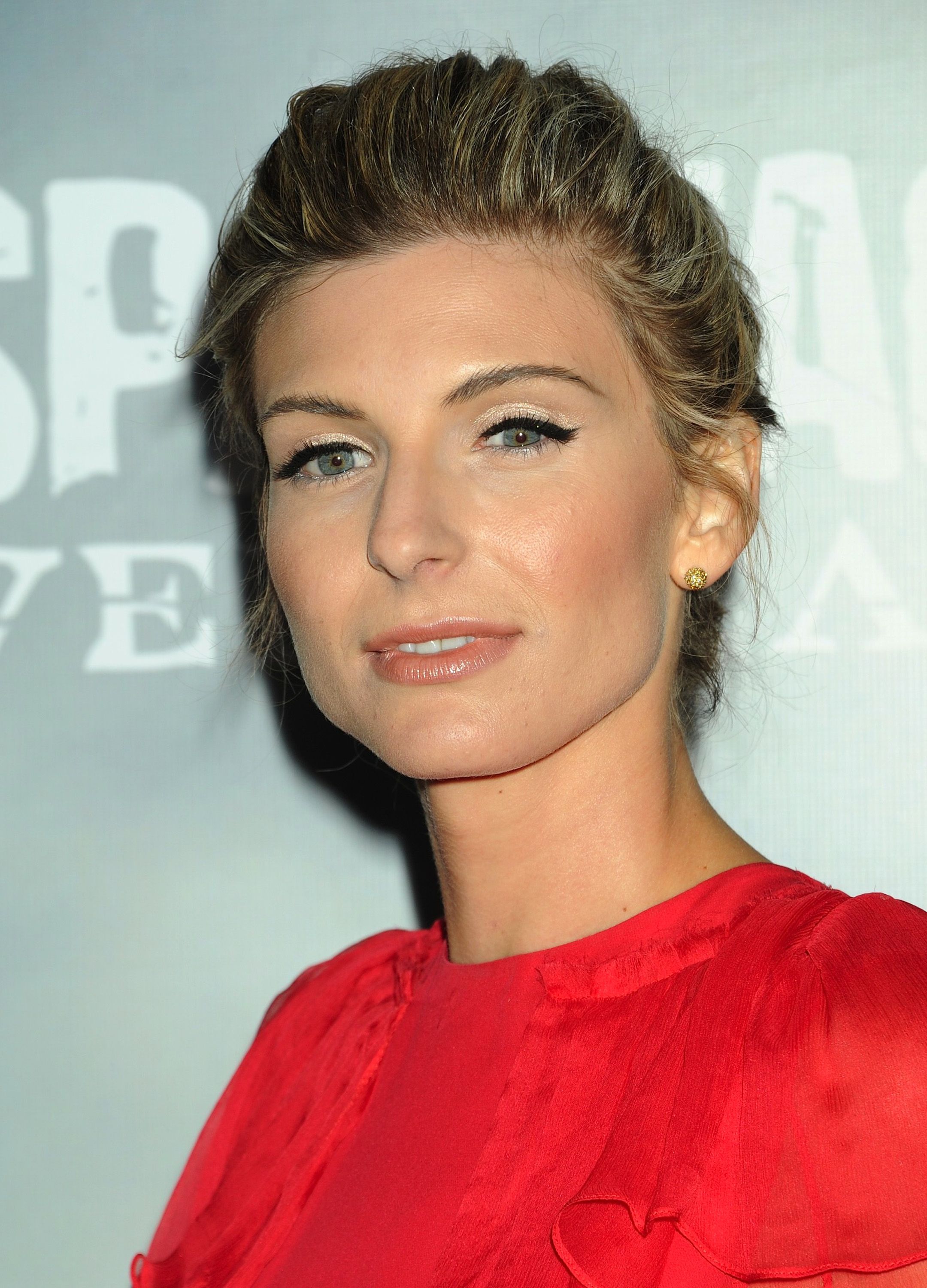 Headshot Of Viva Bianca