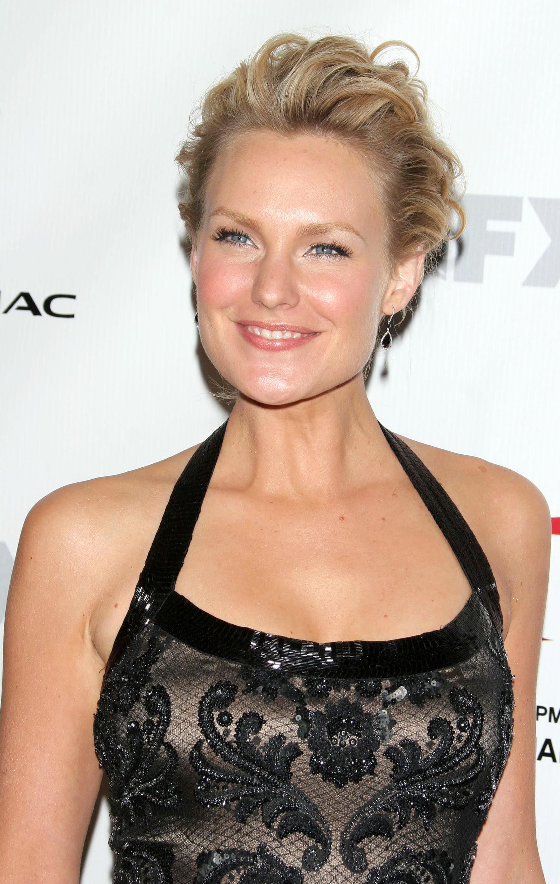 Headshot Of Laura Allen