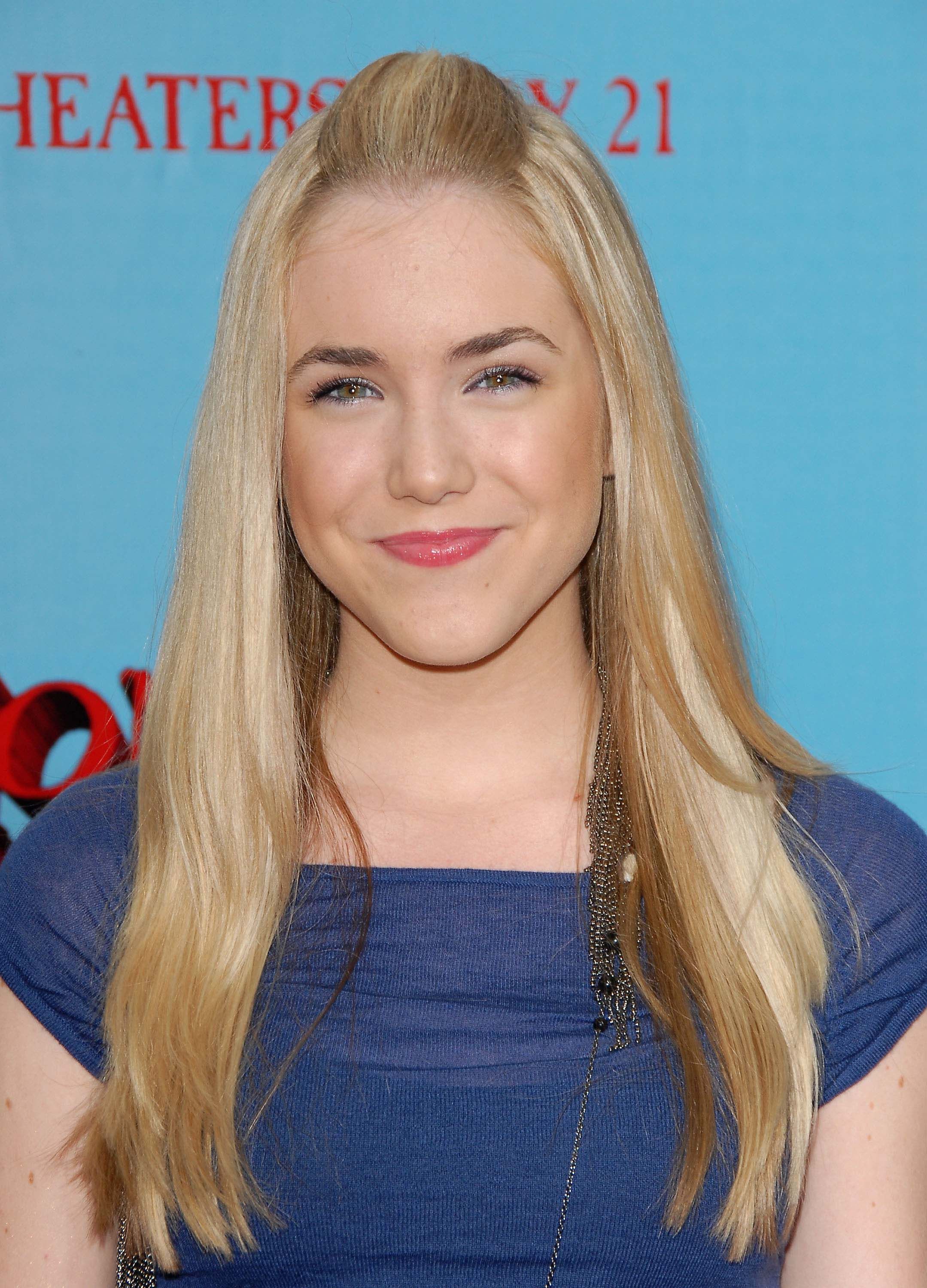 Headshot Of Spencer Locke