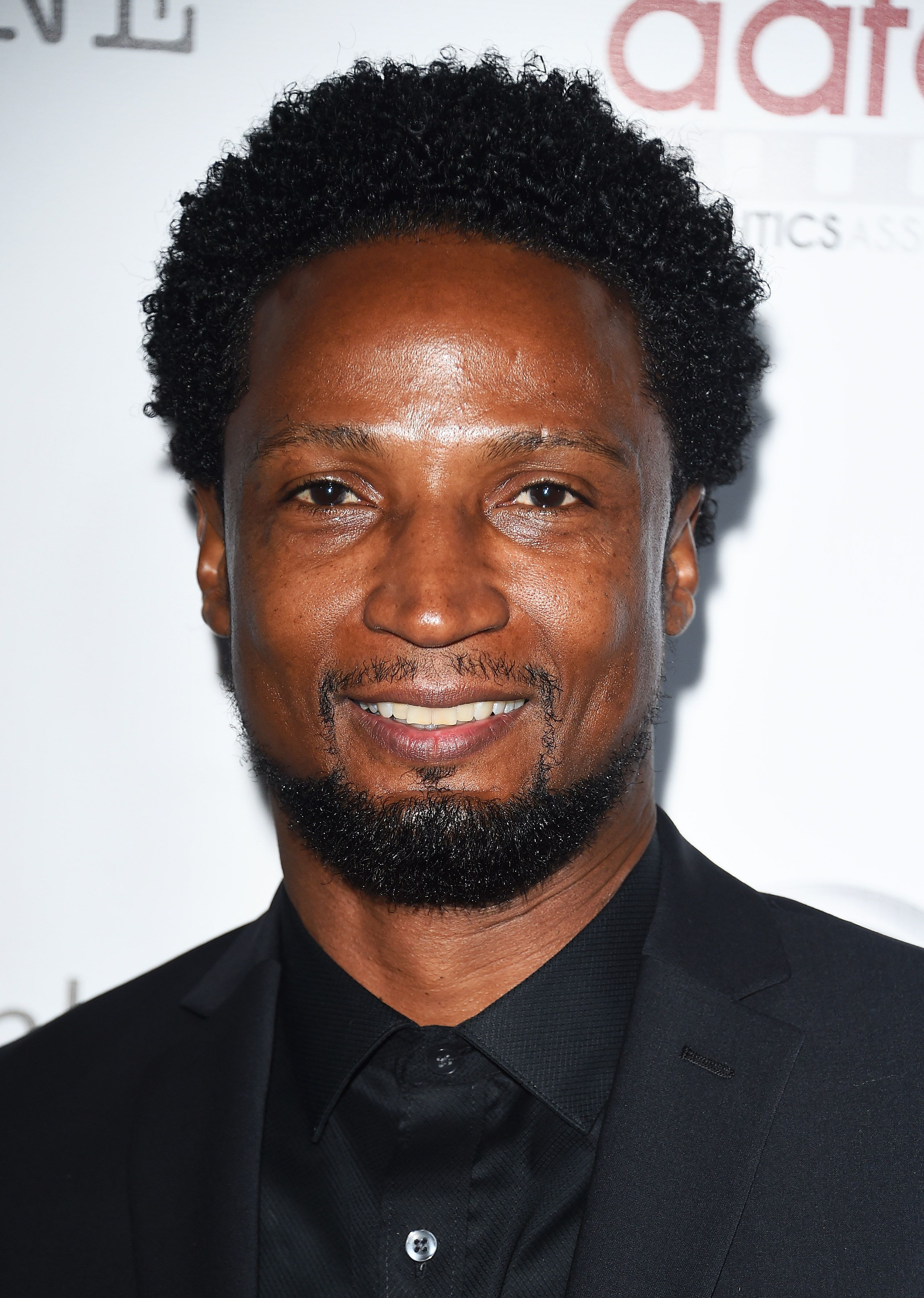 Headshot Of Elvis Nolasco