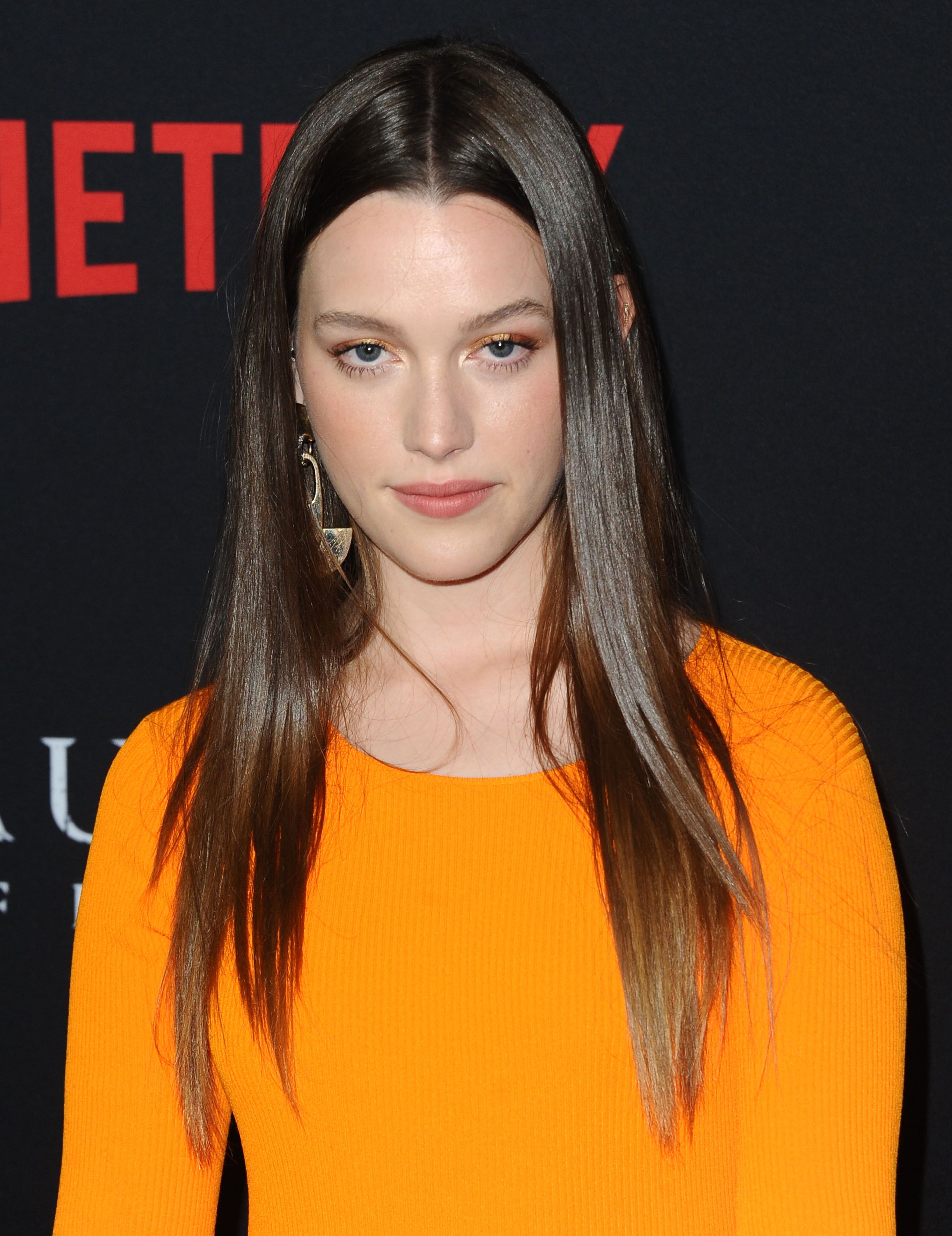 Headshot Of Victoria Pedretti