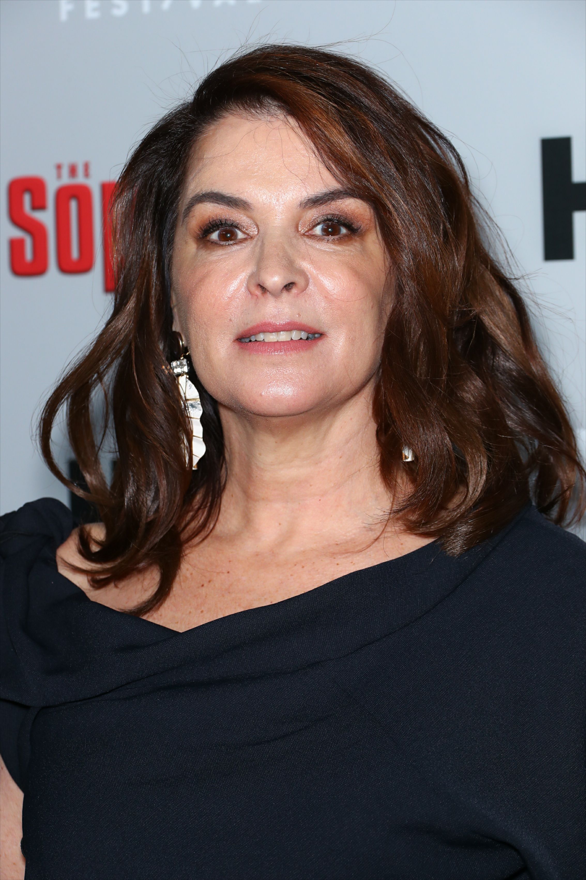 Headshot Of Annabella Sciorra
