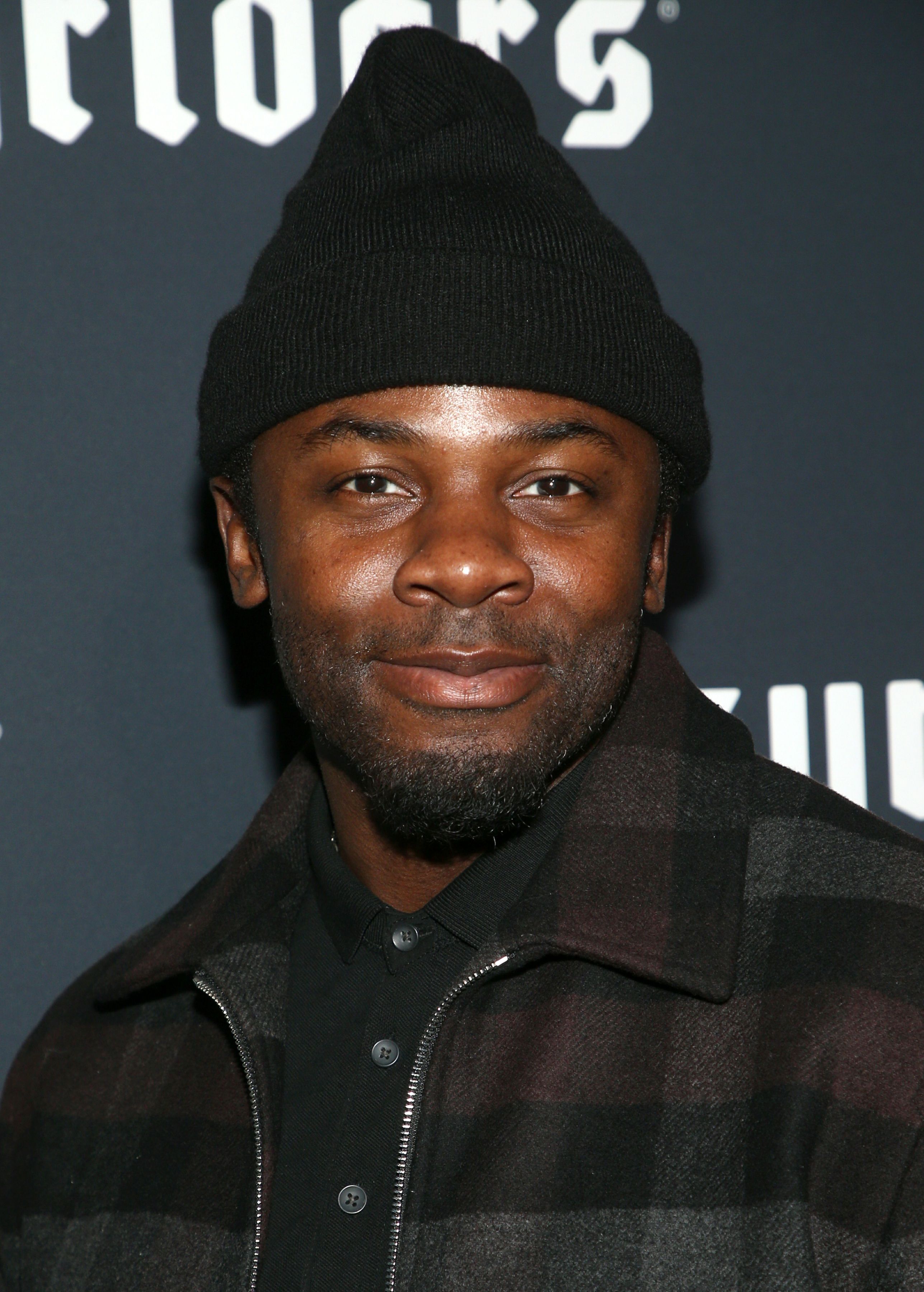 Tiro na cabeça de Derek Luke