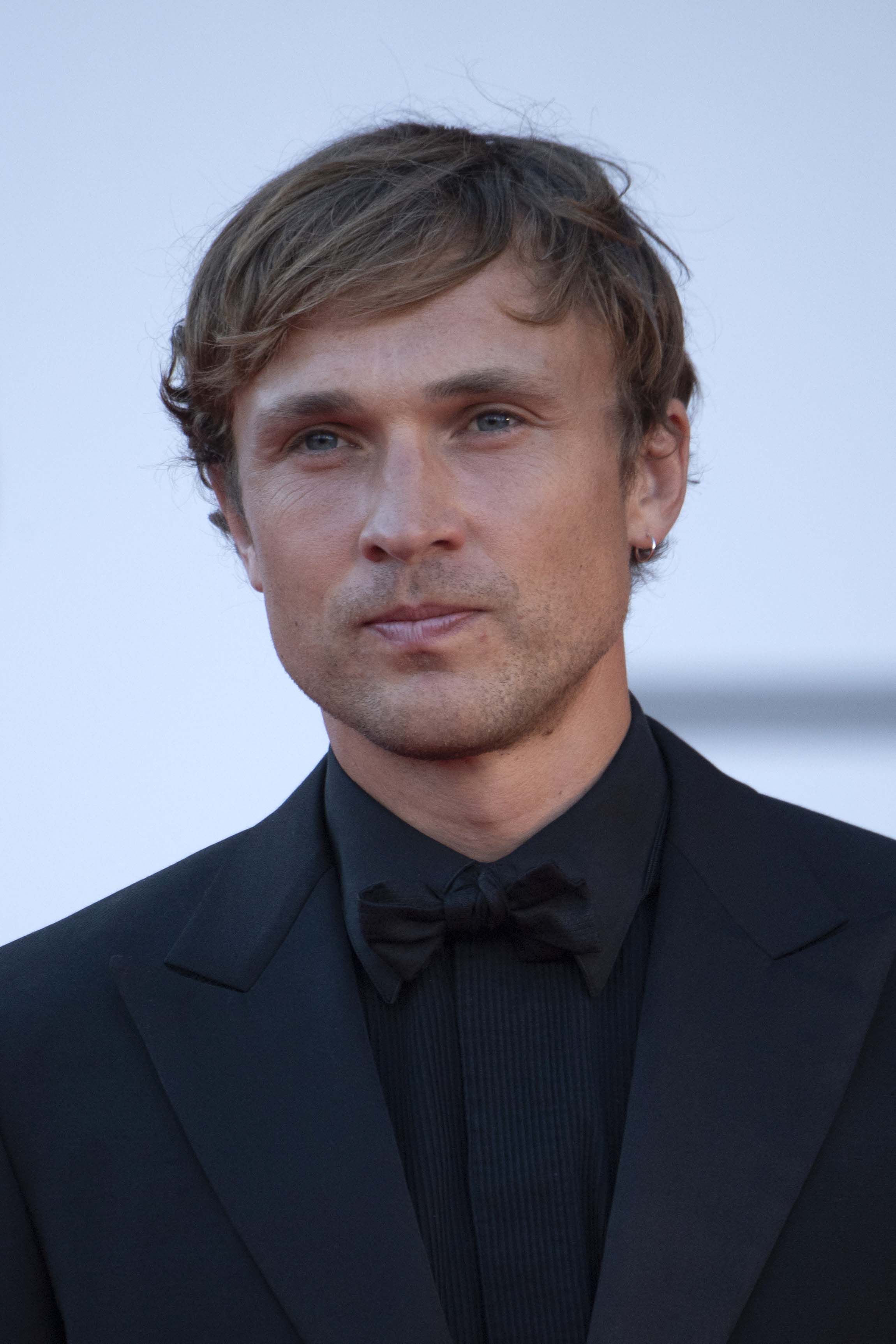 Headshot Of William Moseley