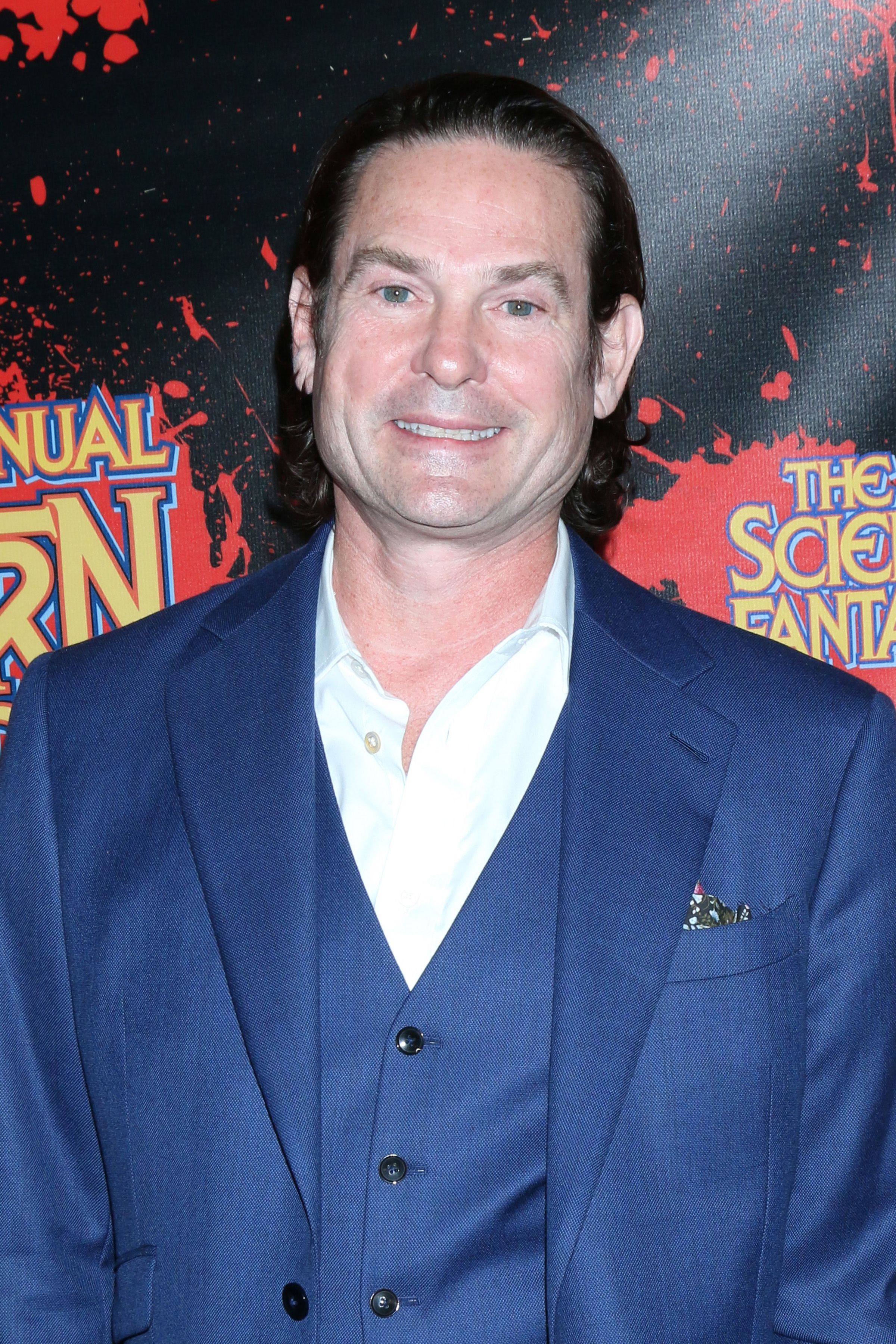 Headshot Of Henry Thomas