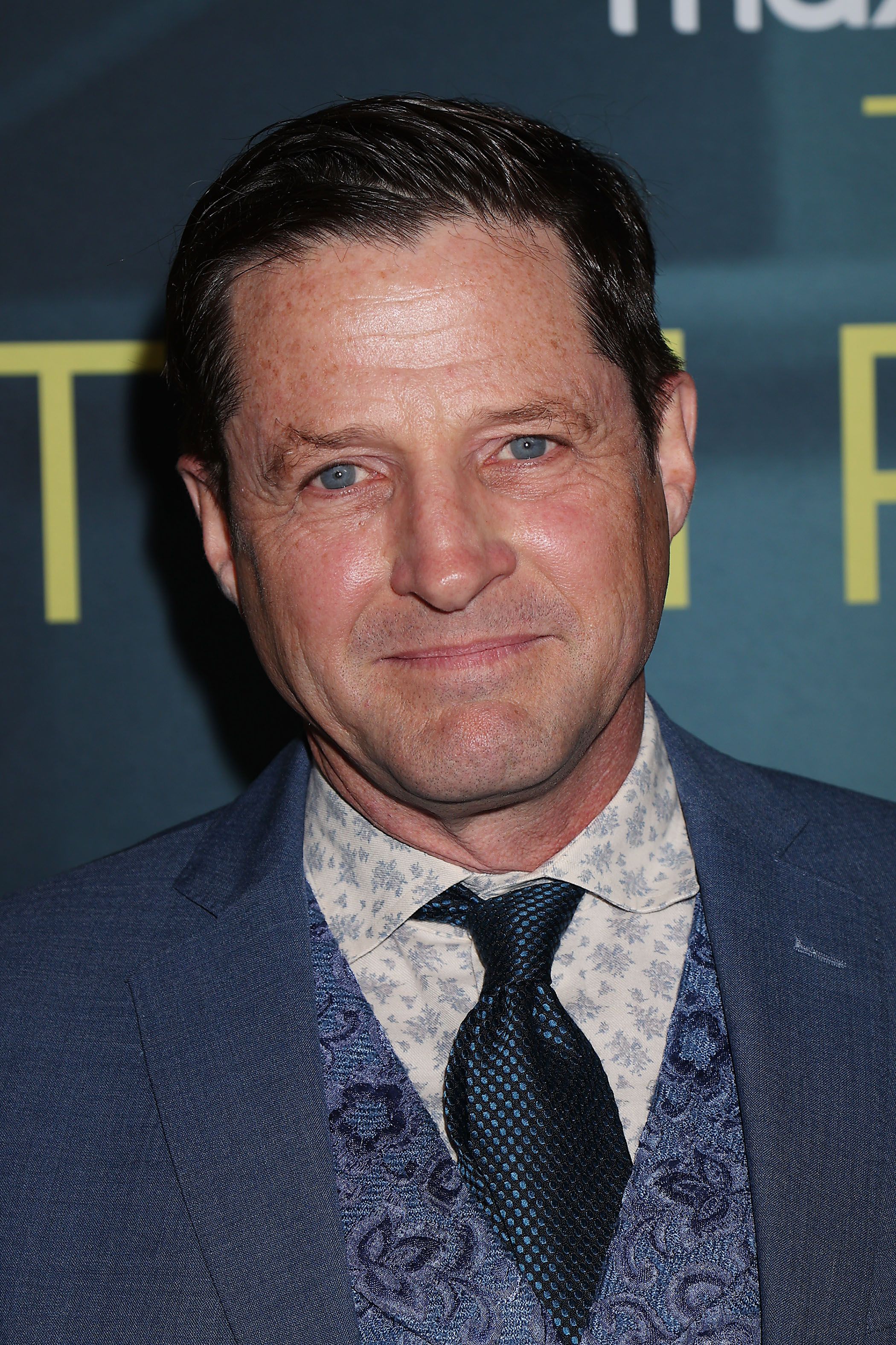 Headshot of Tim Guinee