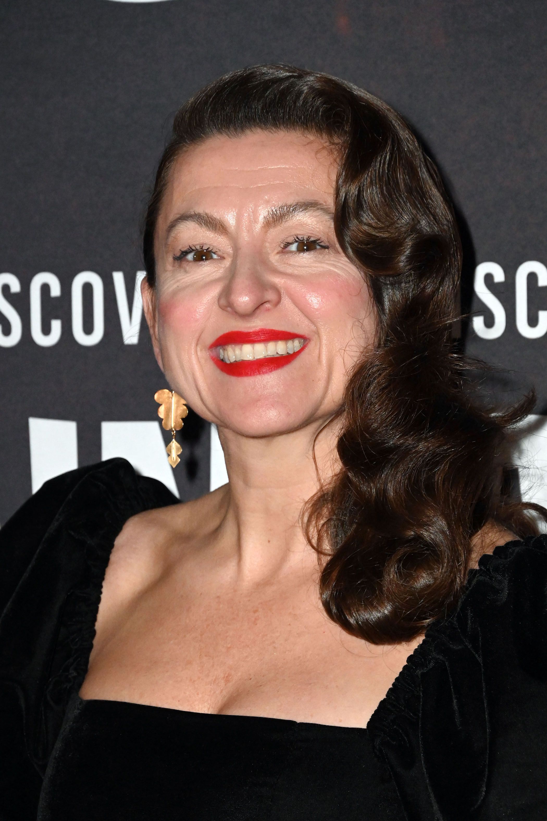 Headshot Of Jo Hartley