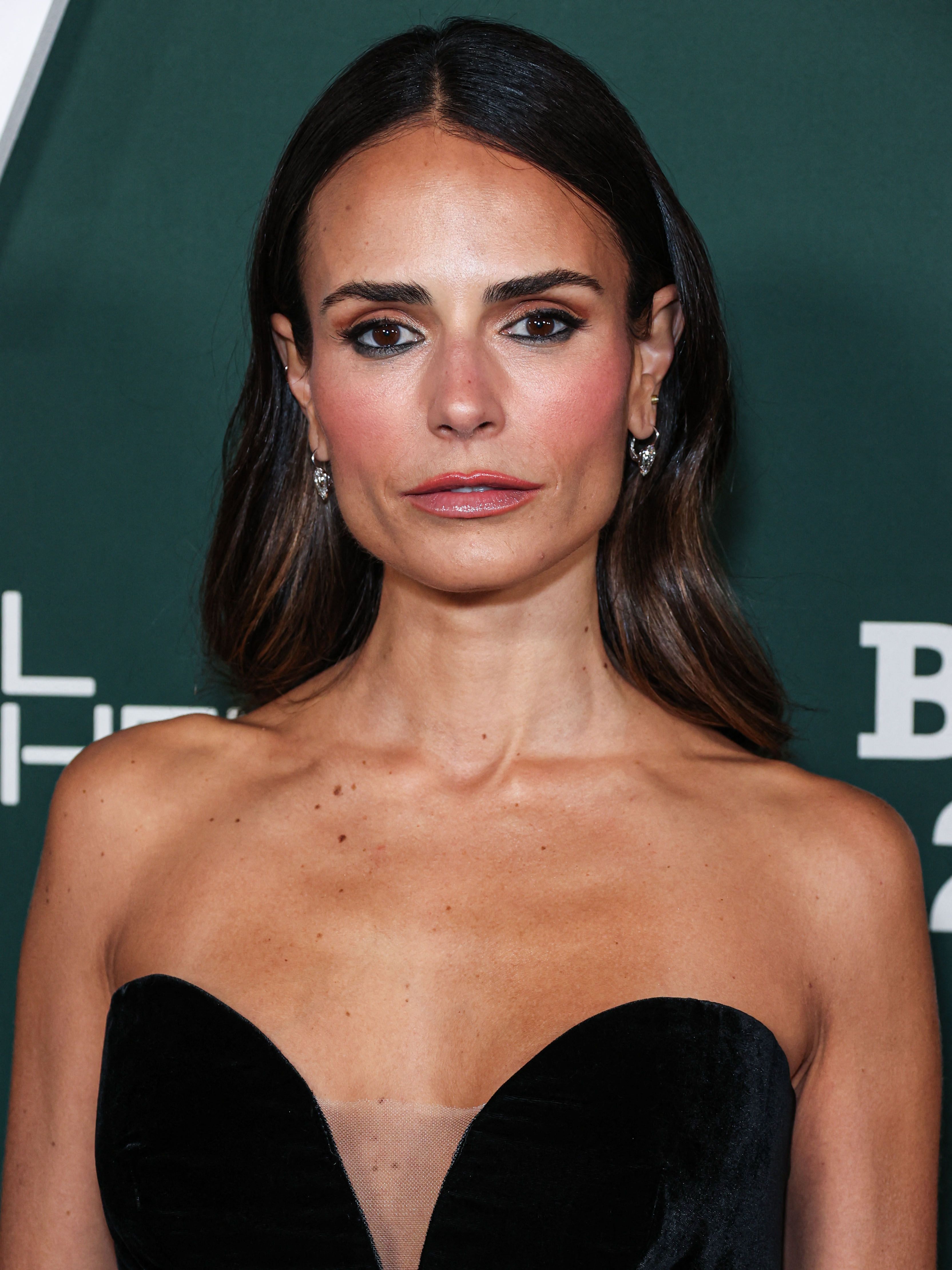 HeadsH๏τ Of Jordana Brewster