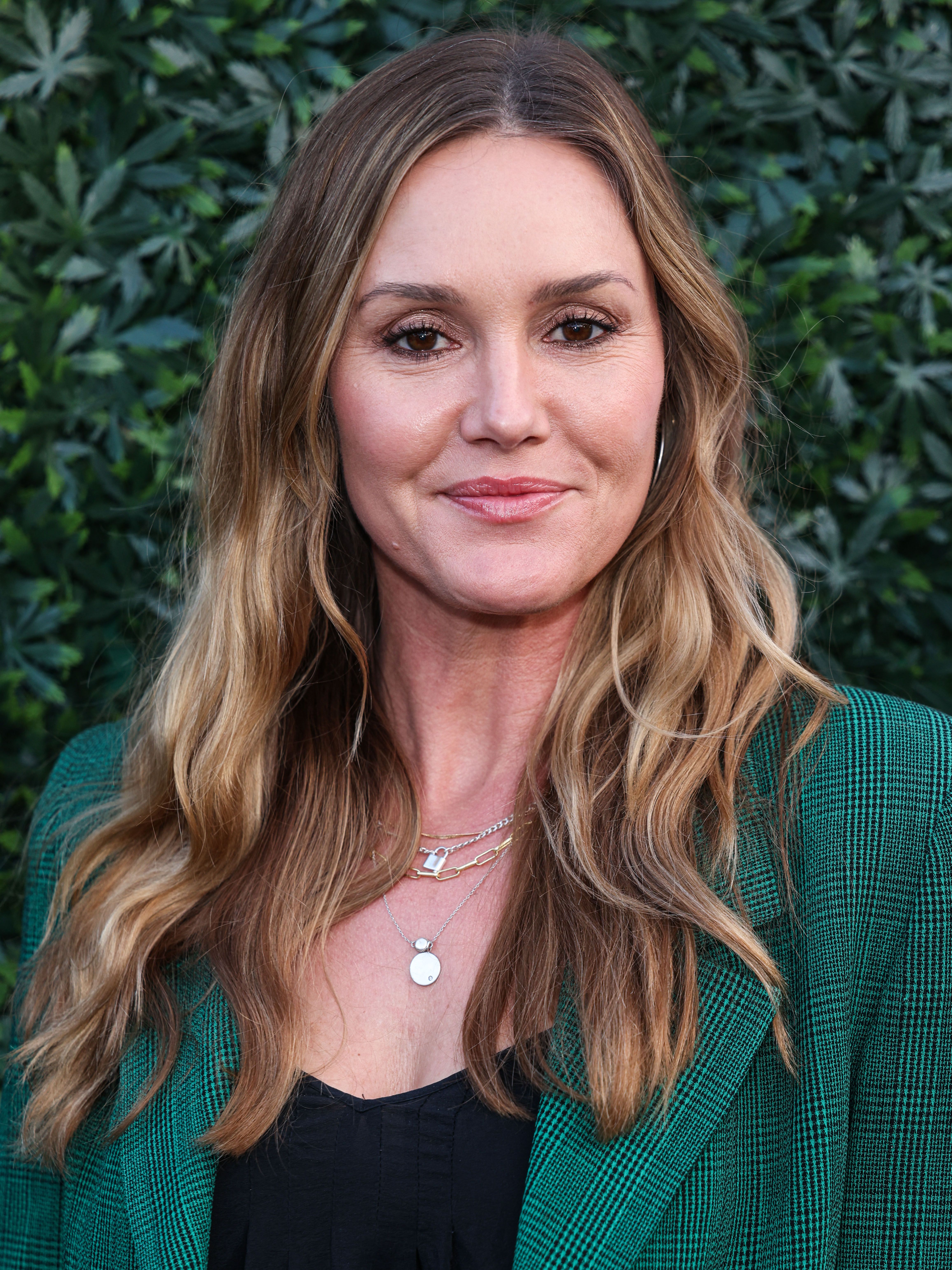 headshot Of Erinn Hayes