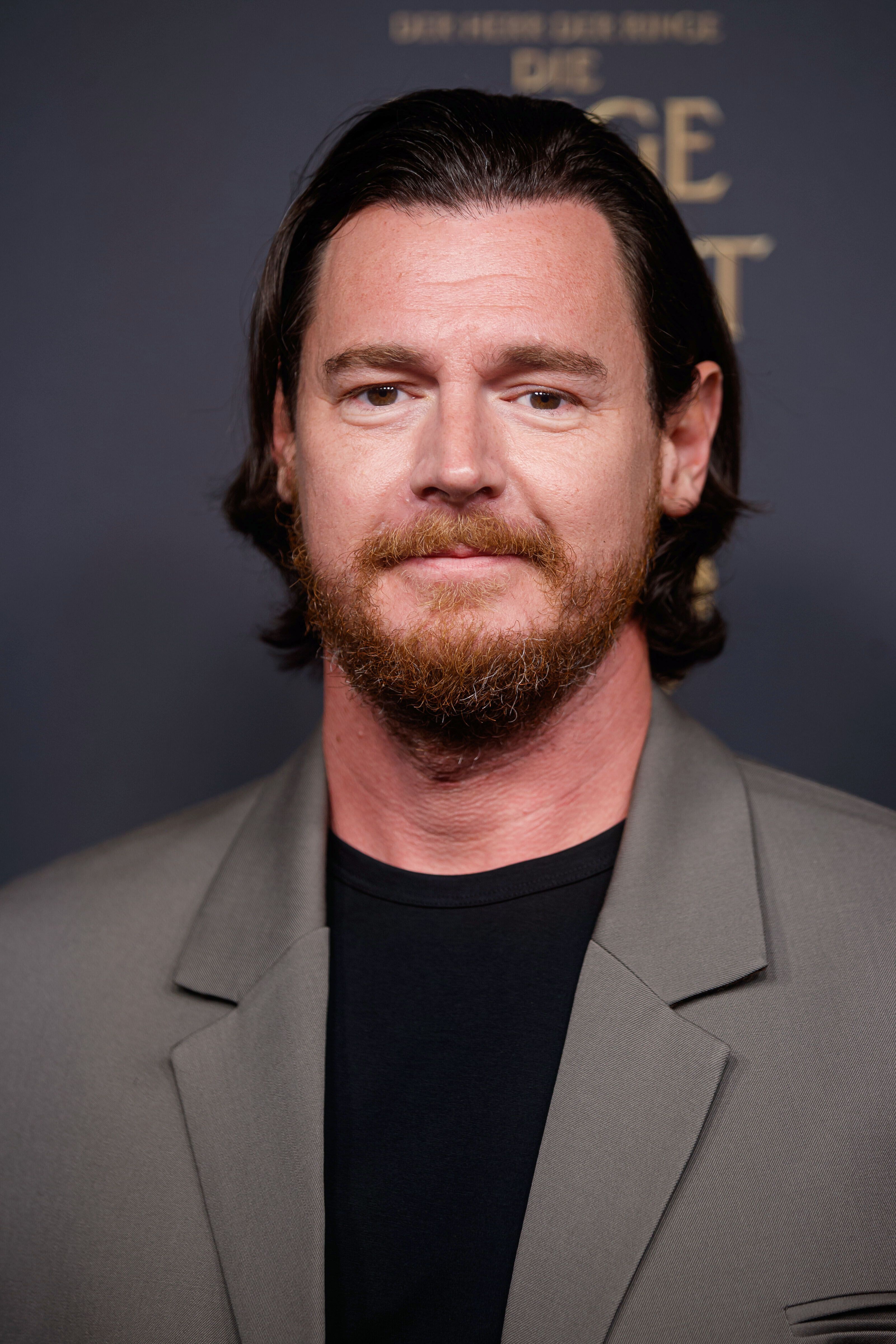 Headshot Of Benjamin Walker
