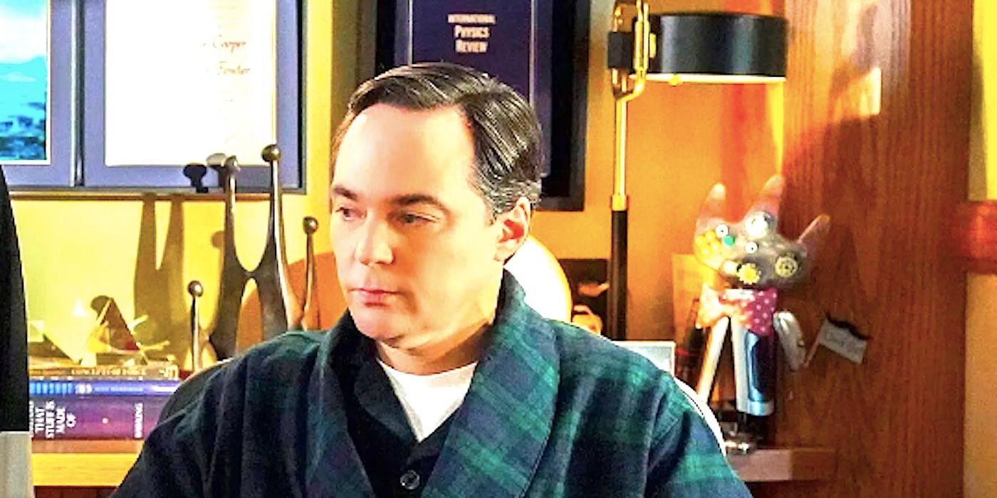 Jim Parsons' Sheldon sits at his desk in Young Sheldon finale