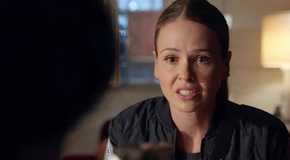 Jocelyn Hudon as Lyla Novak in Chicago Fire