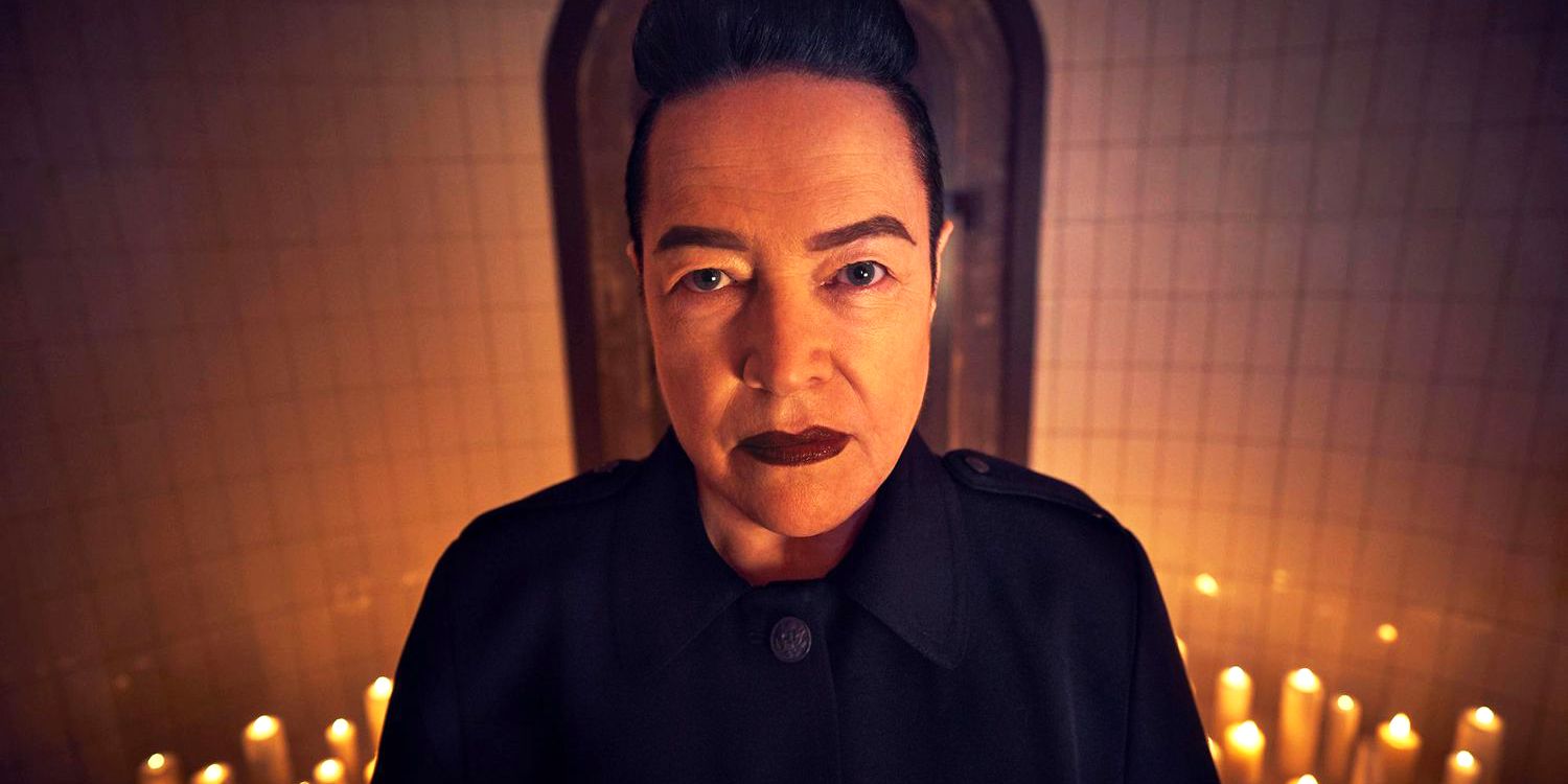 3 años después, estoy sorprendentemente contento de que Kathy Bates fuera reemplazada en la temporada 80% RT de American Horror Story