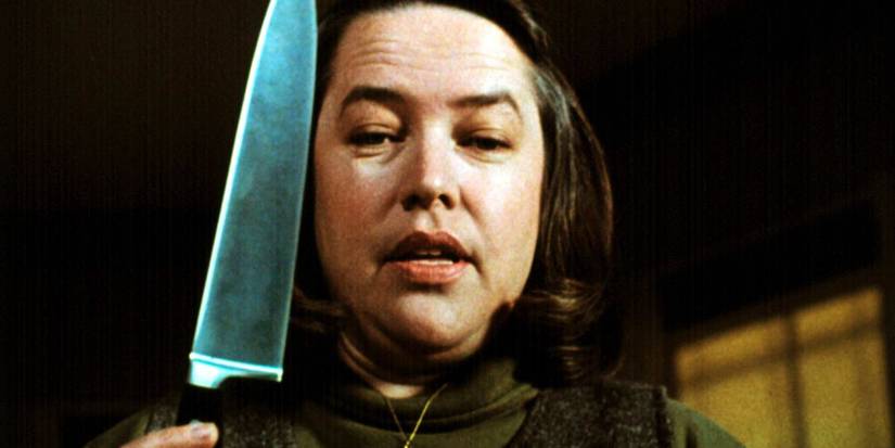 Kathy Bates holding a knife in Misery