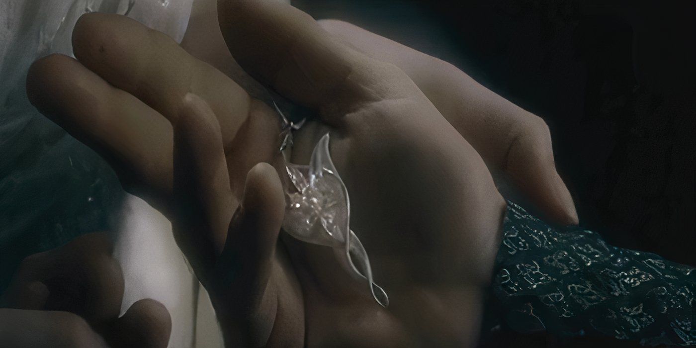 El señor de los anillos: por qué Galadriel le da a Aragorn un regalo diferente en los libros