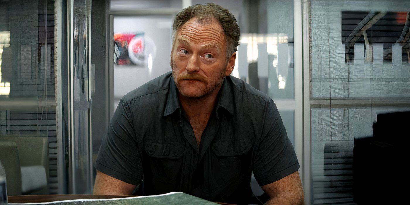 Mack Brandt como Ross Curtis en SEAL Team Temporada 7 Episodio 4