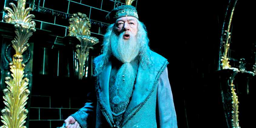 Michael Gambon holding a wand as Dumbledore in Harry Potter and the Order of the Phoenix