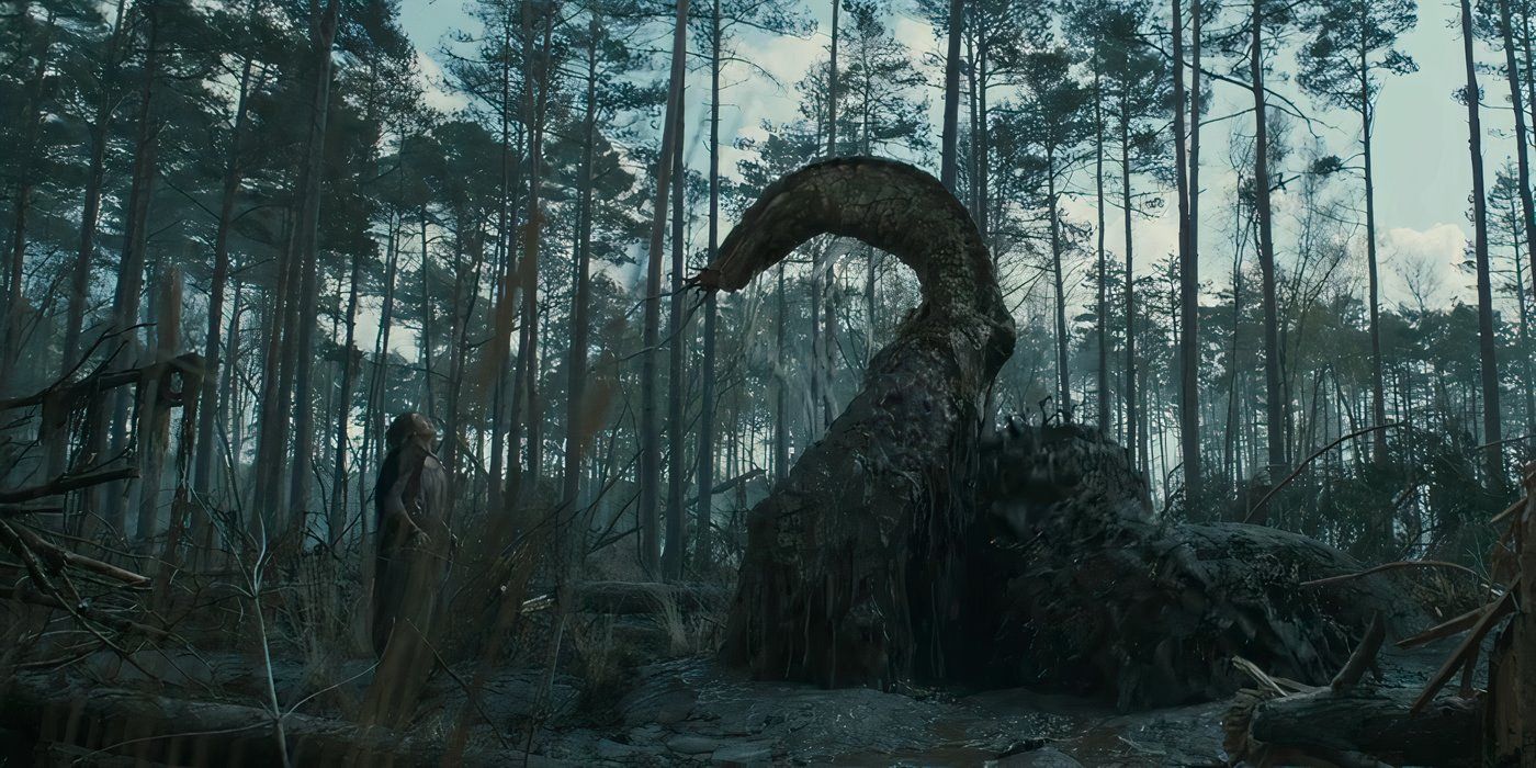 Nameless thing and Estrid in The Lord of the Rings: The Rings of Power season 2, episode 4.