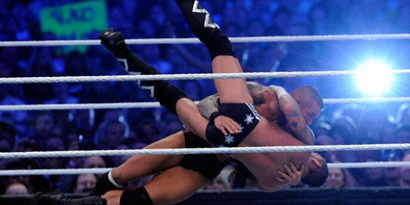 Randy Orton vence a CM Punk en WWE WrestleMania 27