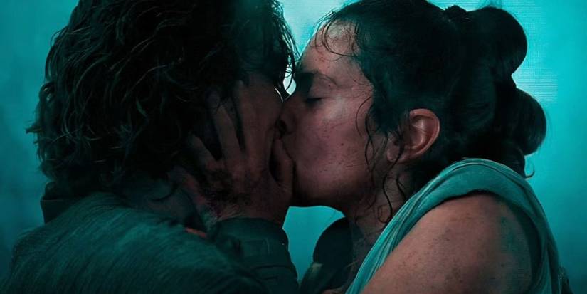 Rey and Ben Solo kiss in Star Wars: The Rise of Skywalker