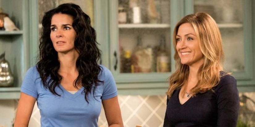 Angie Harmon and Sasha Alexander in Rizzoli and Isles