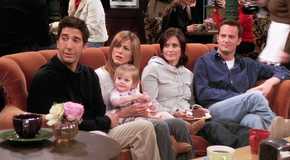 Ross, Rachel, Chandler and Monica on the couch in Friends season 10
