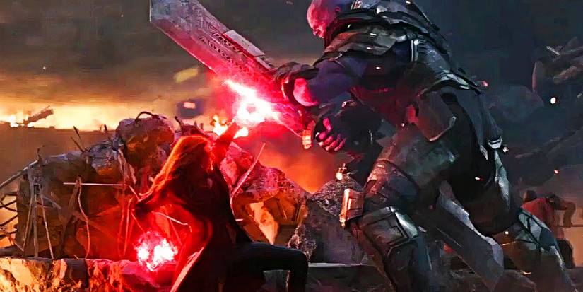 Scarlet Witch fighting Thanos in Avengers Endgame