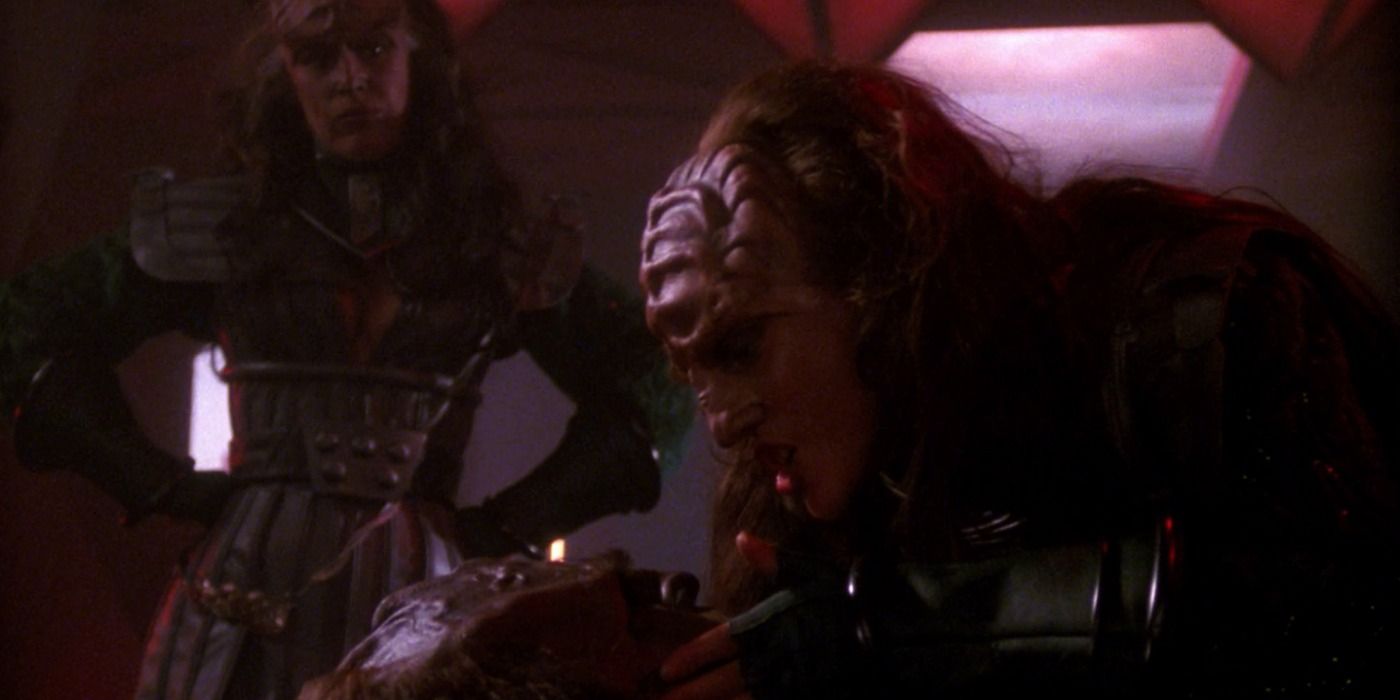 Star Trek: The Next Generation's Klingon Sister Villains Explained