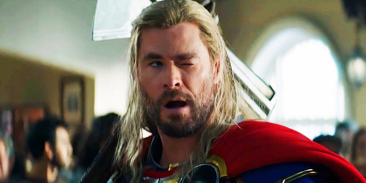 Thor che ammicca in Thor Love and Thunder