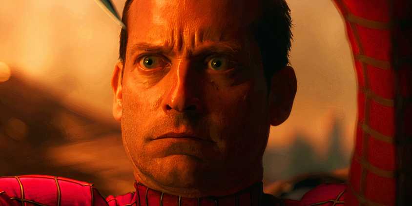 Tobey Maguire's Peter Parker fighting Tom Holland's Peter Parker in Spider-Man No Way Home