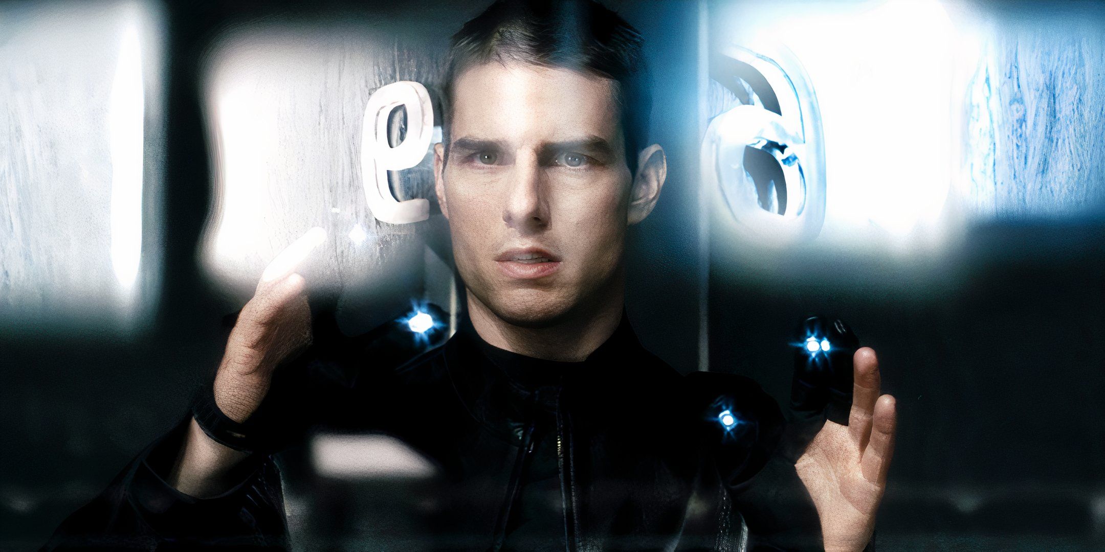 Tom Cruise as John Anderton operating the Precog system in Minority Report