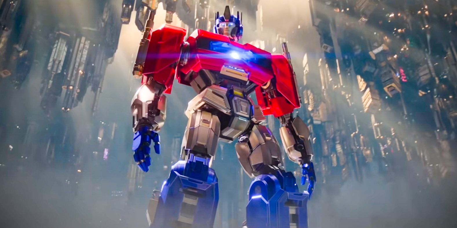 Orion Pax / Optimus Prime (Chris Hemsworth) en posición de batalla en Transformers One