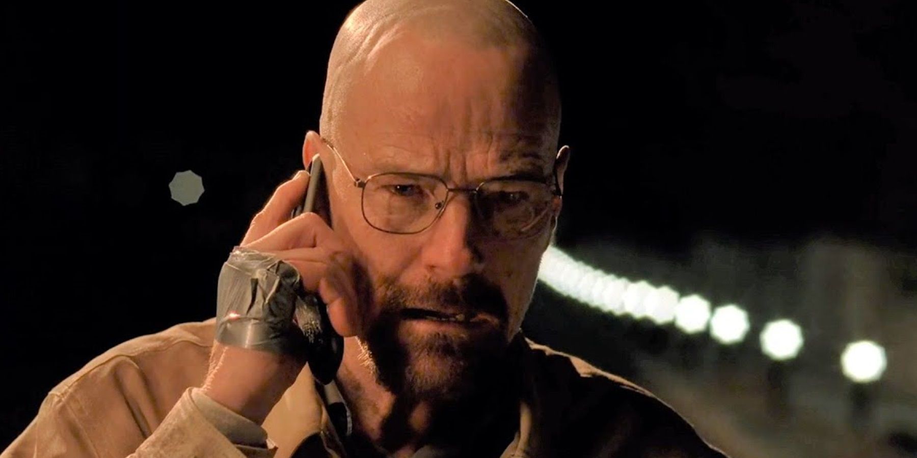 Walt ao telefone em Breaking Bad