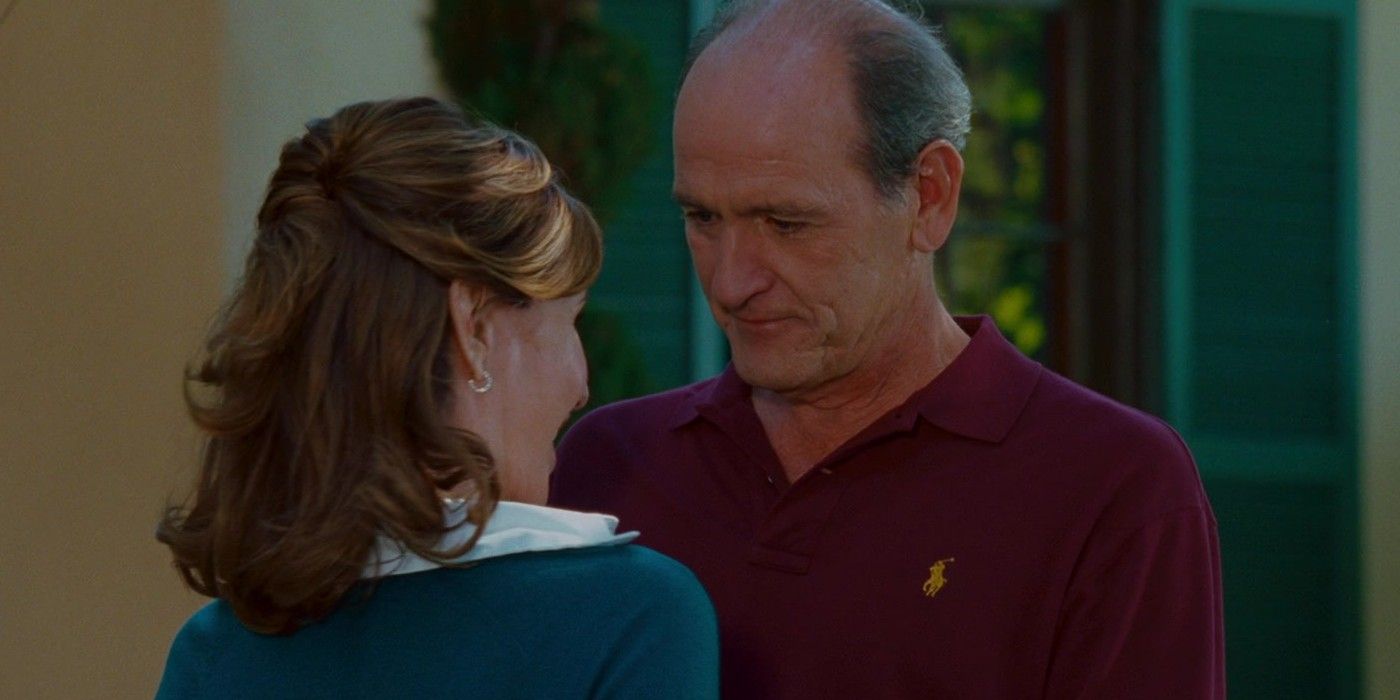 Robert and Nancy talking in the front of the house in Step Brothers